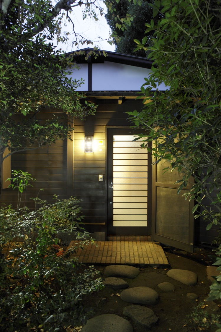 Entrance   Entrance